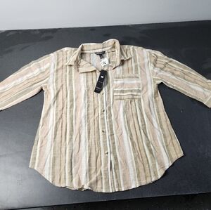 NWT  Women's Button Down Shirt from Unique Spectrum